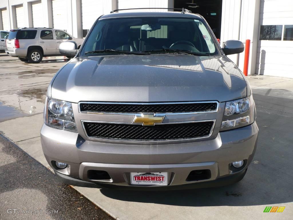 2009 Suburban LT 4x4 - Greystone Metallic / Ebony photo #2