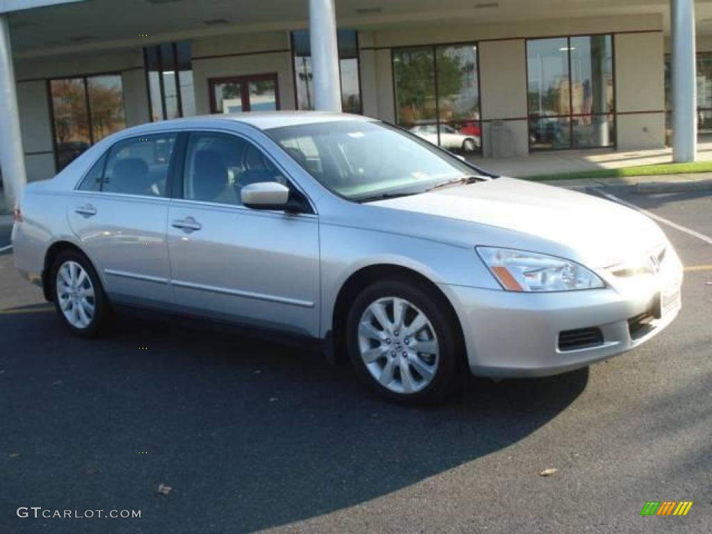 2007 Accord SE V6 Sedan - Alabaster Silver Metallic / Black photo #7