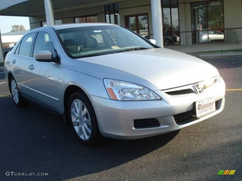 2007 Accord SE V6 Sedan - Alabaster Silver Metallic / Black photo #8