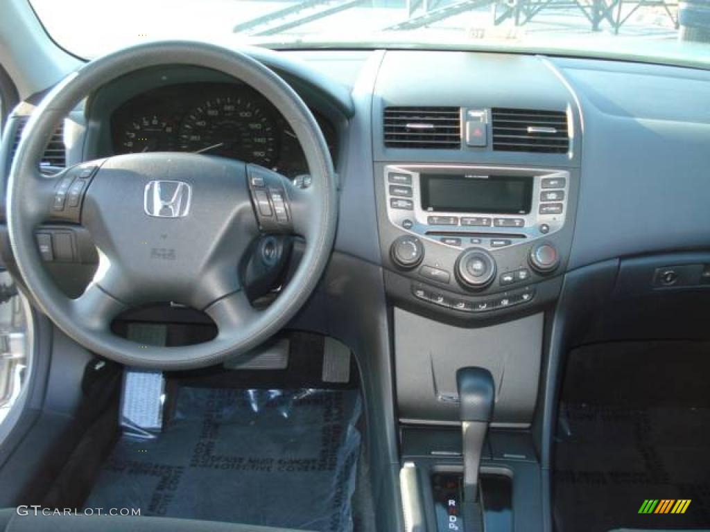 2007 Accord SE V6 Sedan - Alabaster Silver Metallic / Black photo #14
