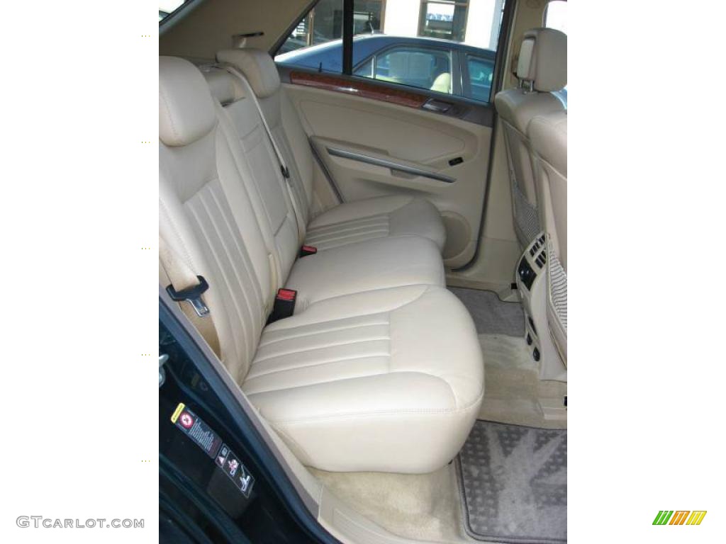 2006 ML 350 4Matic - Everest Green Metallic / Macadamia photo #30