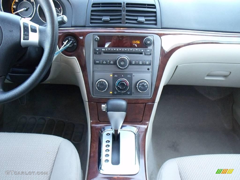 2007 Aura XE - Silver Pearl Metallic / Gray photo #19