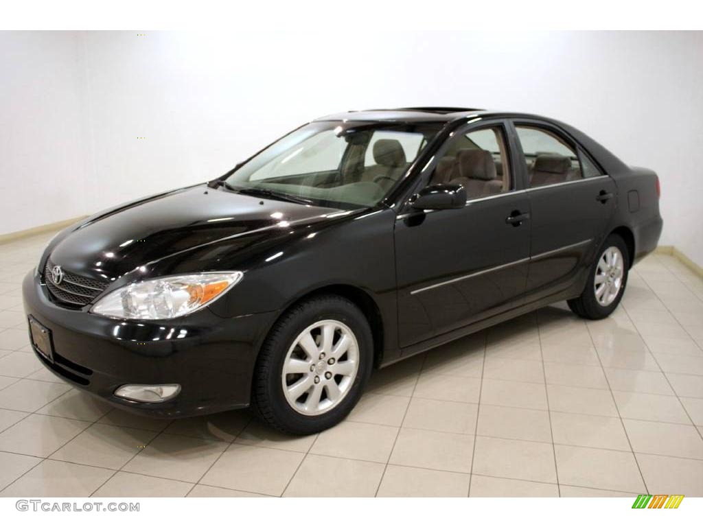 2004 Camry XLE - Black / Taupe photo #3