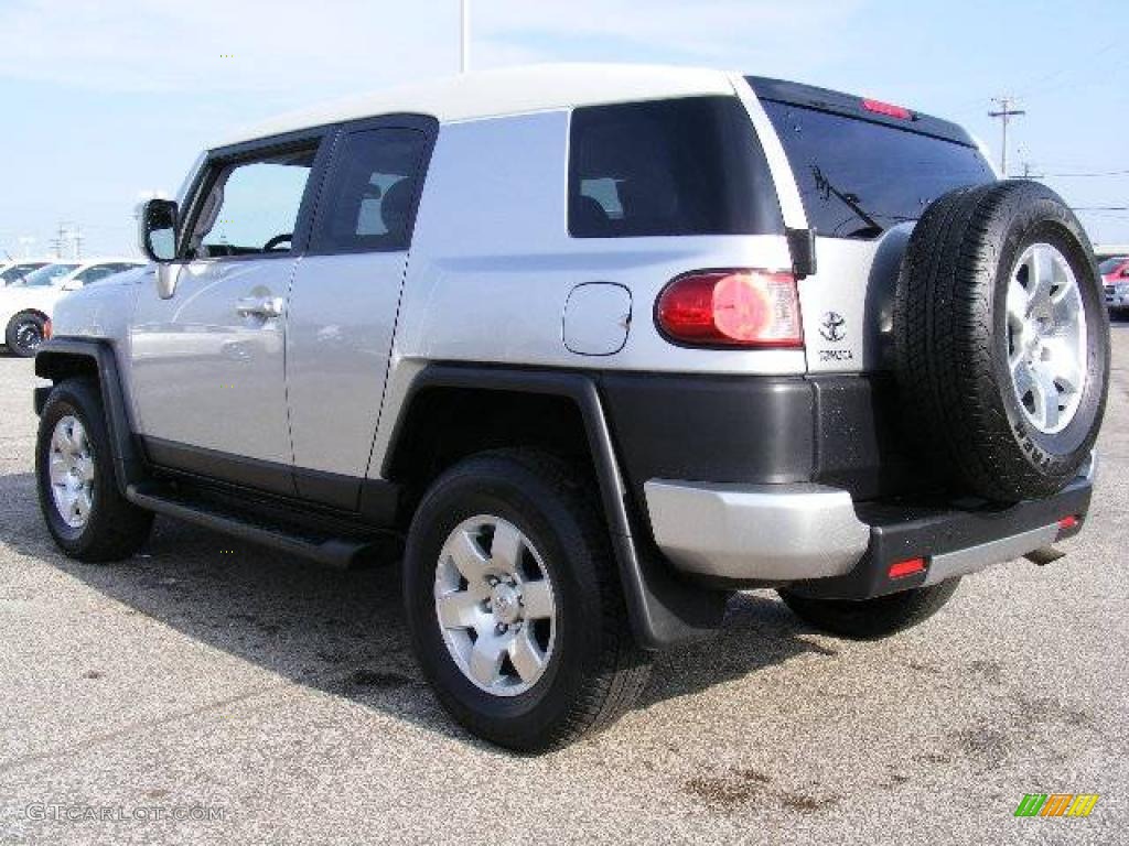 2007 FJ Cruiser 4WD - Titanium Metallic / Dark Charcoal photo #5