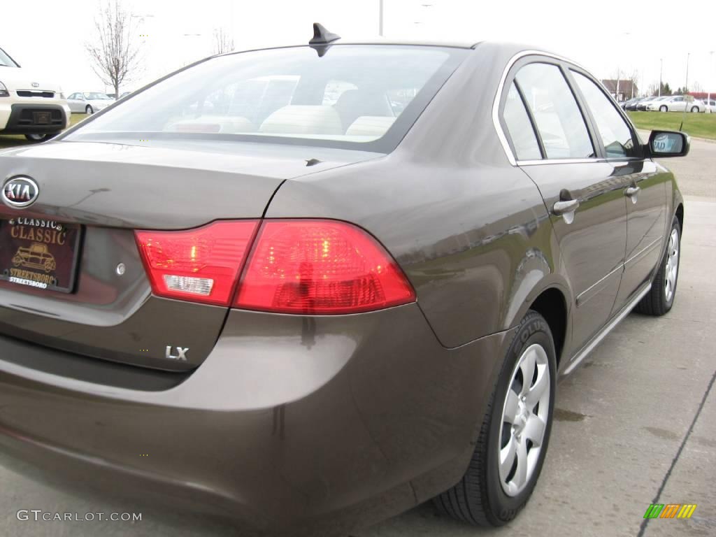 2009 Optima LX - Metal Bronze / Beige photo #5