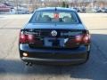 Black - Jetta SE Sedan Photo No. 3