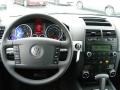 2009 Black Uni Volkswagen Touareg 2 VR6  photo #14