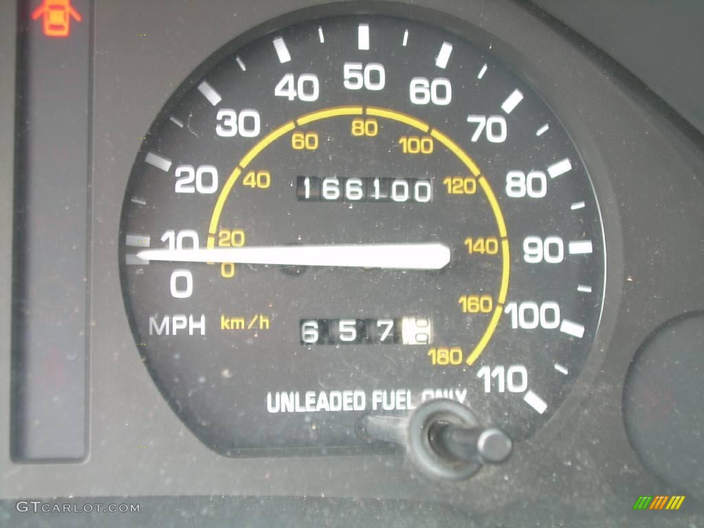 1993 Tercel DX Coupe - Red Pearl / Gray photo #11