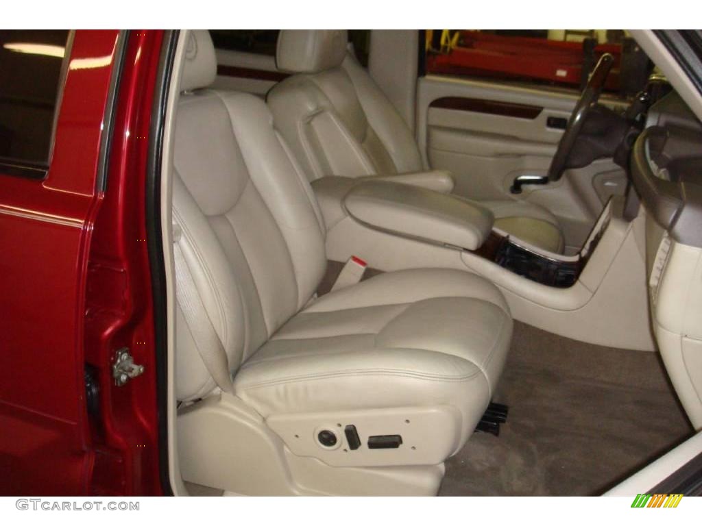 2004 Escalade EXT AWD - Red E / Shale photo #6