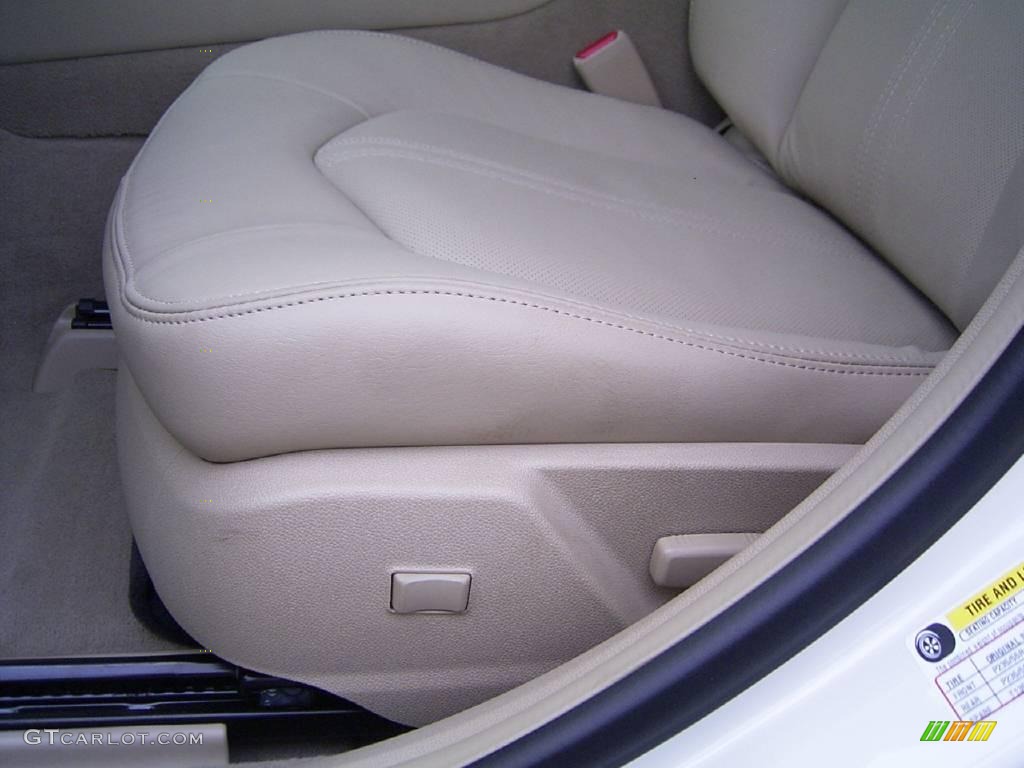 2010 CTS 3.0 Sedan - White Diamond Tricoat / Cashmere/Cocoa photo #9