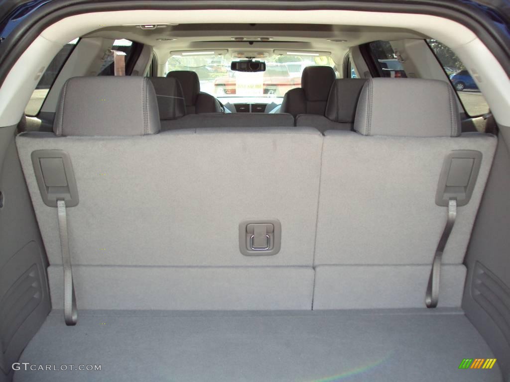 2010 Traverse LT - Dark Blue Metallic / Dark Gray/Light Gray photo #7