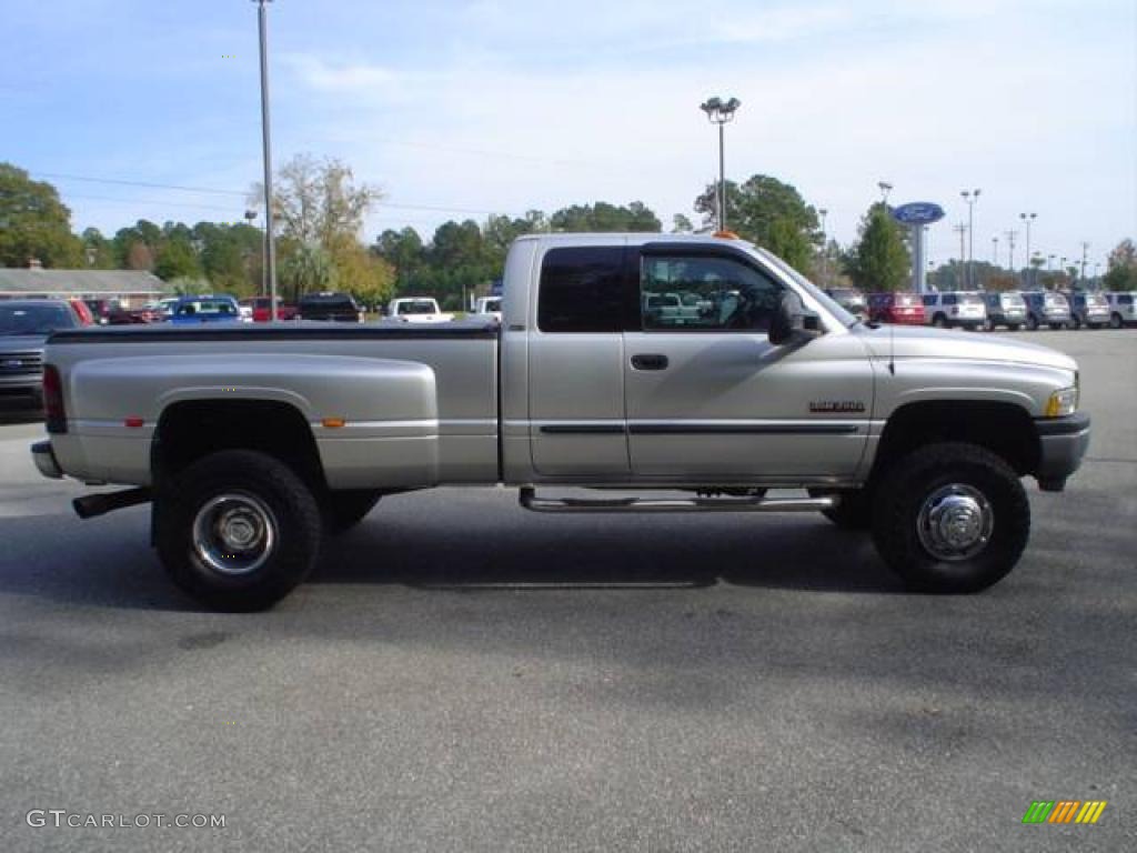 2001 Ram 3500 SLT Quad Cab 4x4 Dually - Bright Silver Metallic / Agate photo #4