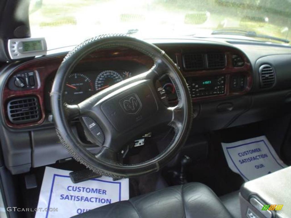 2001 Ram 3500 SLT Quad Cab 4x4 Dually - Bright Silver Metallic / Agate photo #24