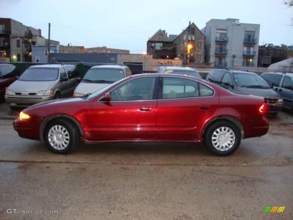 2000 Alero GL Sedan - Ruby Red / Pewter photo #9