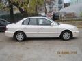 2003 Noble White Hyundai Sonata   photo #4