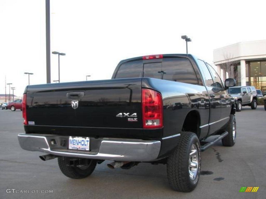 2005 Ram 1500 SLT Quad Cab 4x4 - Black / Dark Slate Gray photo #6