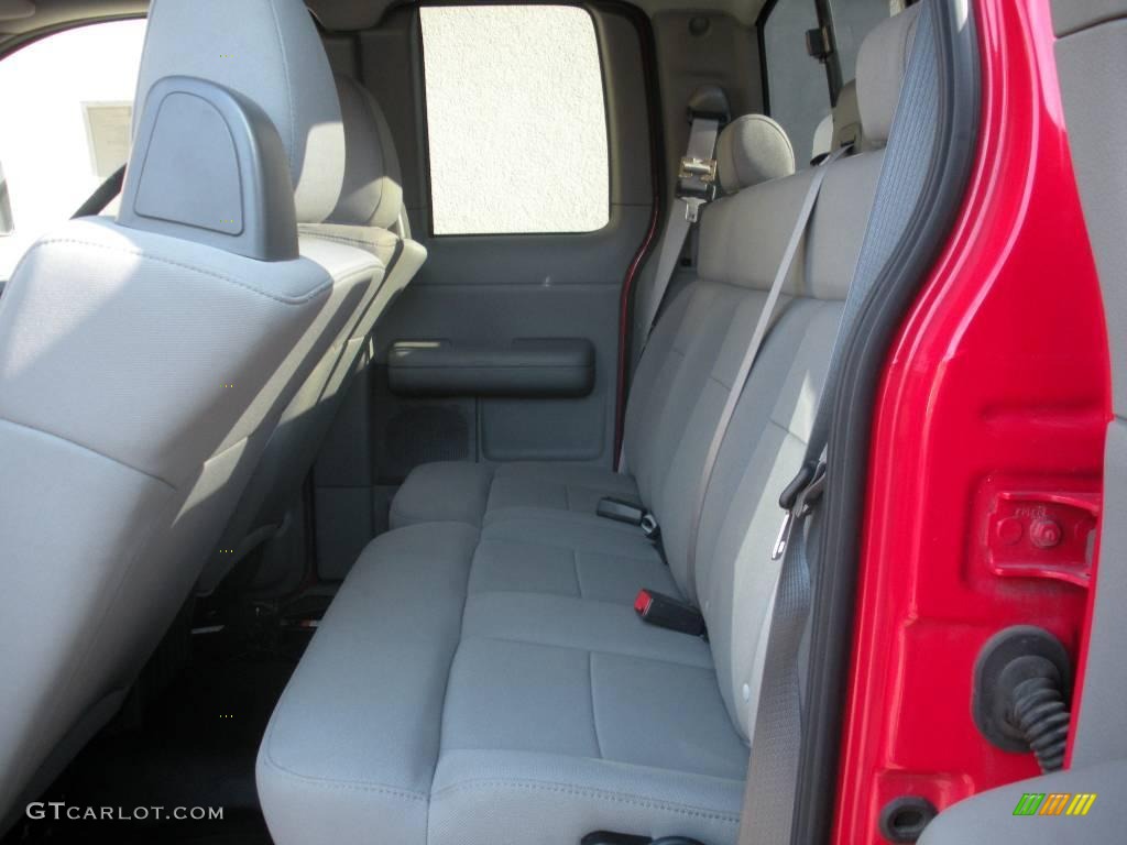 2005 F150 XL SuperCab 4x4 - Bright Red / Medium Flint Grey photo #10