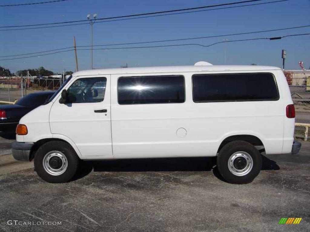 1999 Ram Van 3500 Maxi Commercial - Bright White / Mist Gray photo #8