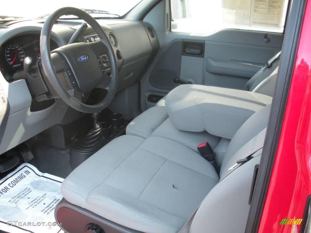 2005 F150 XL SuperCab 4x4 - Bright Red / Medium Flint Grey photo #15