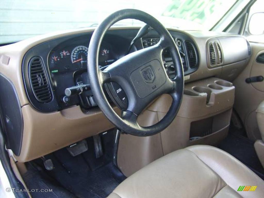 1999 Ram Van 3500 Maxi Commercial - Bright White / Mist Gray photo #19