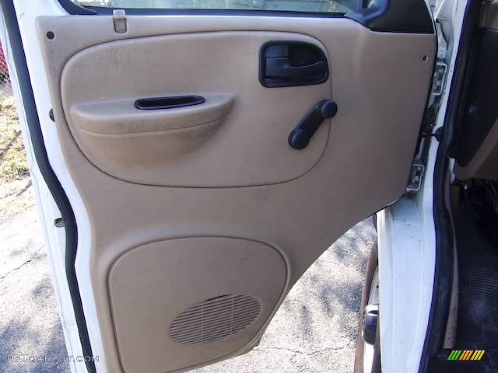 1999 Ram Van 3500 Maxi Commercial - Bright White / Mist Gray photo #20