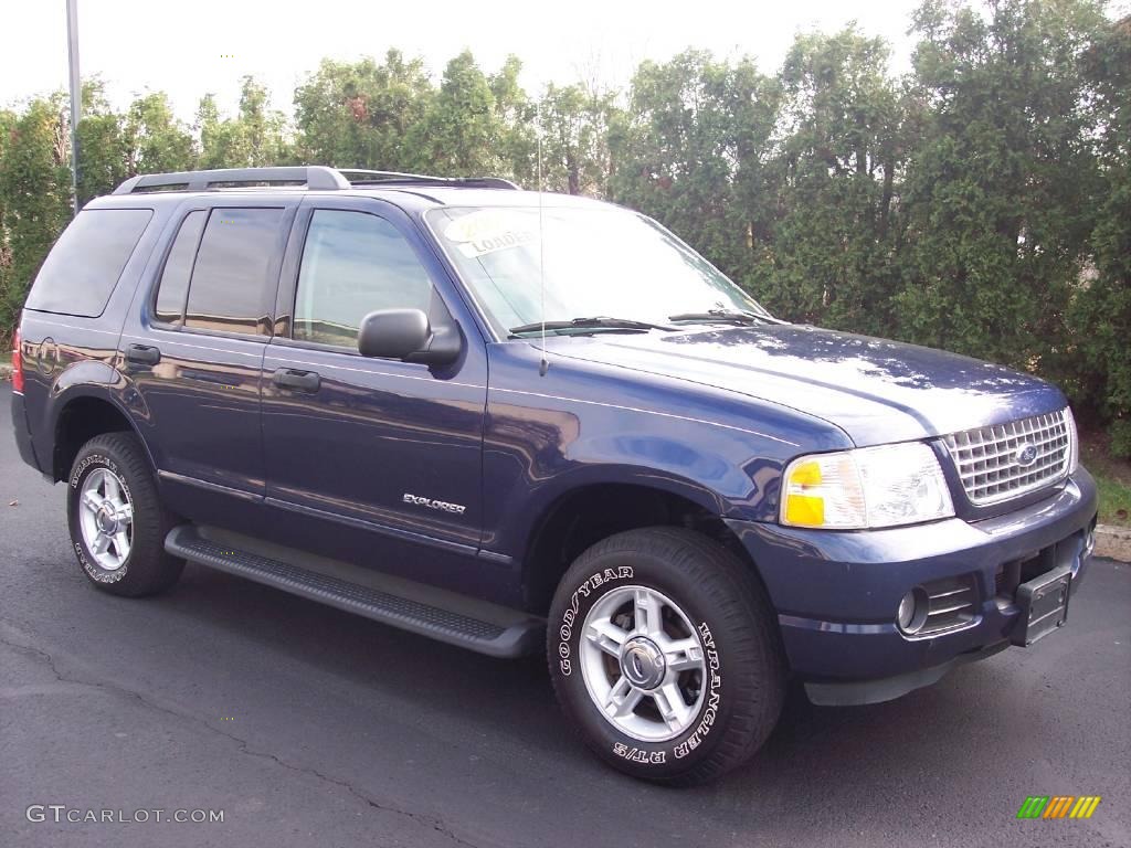 2005 Explorer XLT 4x4 - Dark Blue Pearl Metallic / Graphite photo #12