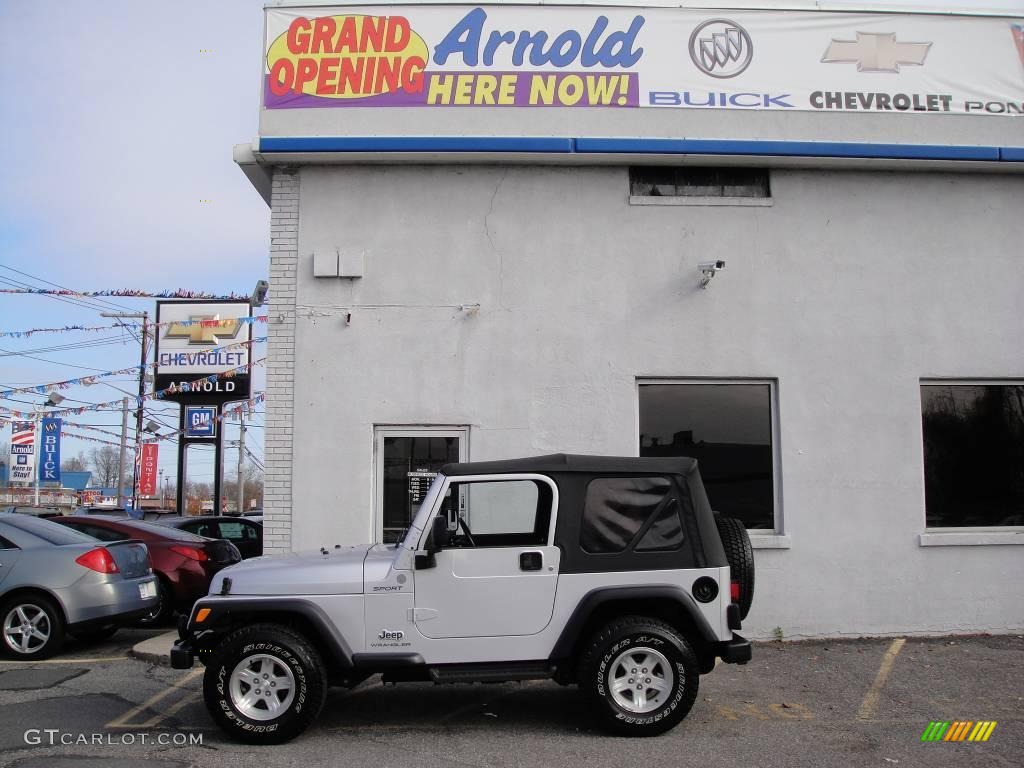 2004 Wrangler Sport 4x4 - Bright Silver Metallic / Dark Slate Gray photo #3