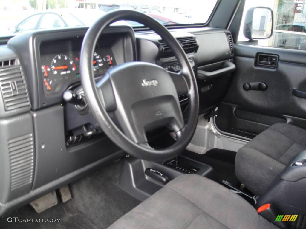 2004 Wrangler Sport 4x4 - Bright Silver Metallic / Dark Slate Gray photo #10