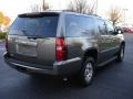 Greystone Metallic - Suburban LT 4x4 Photo No. 4