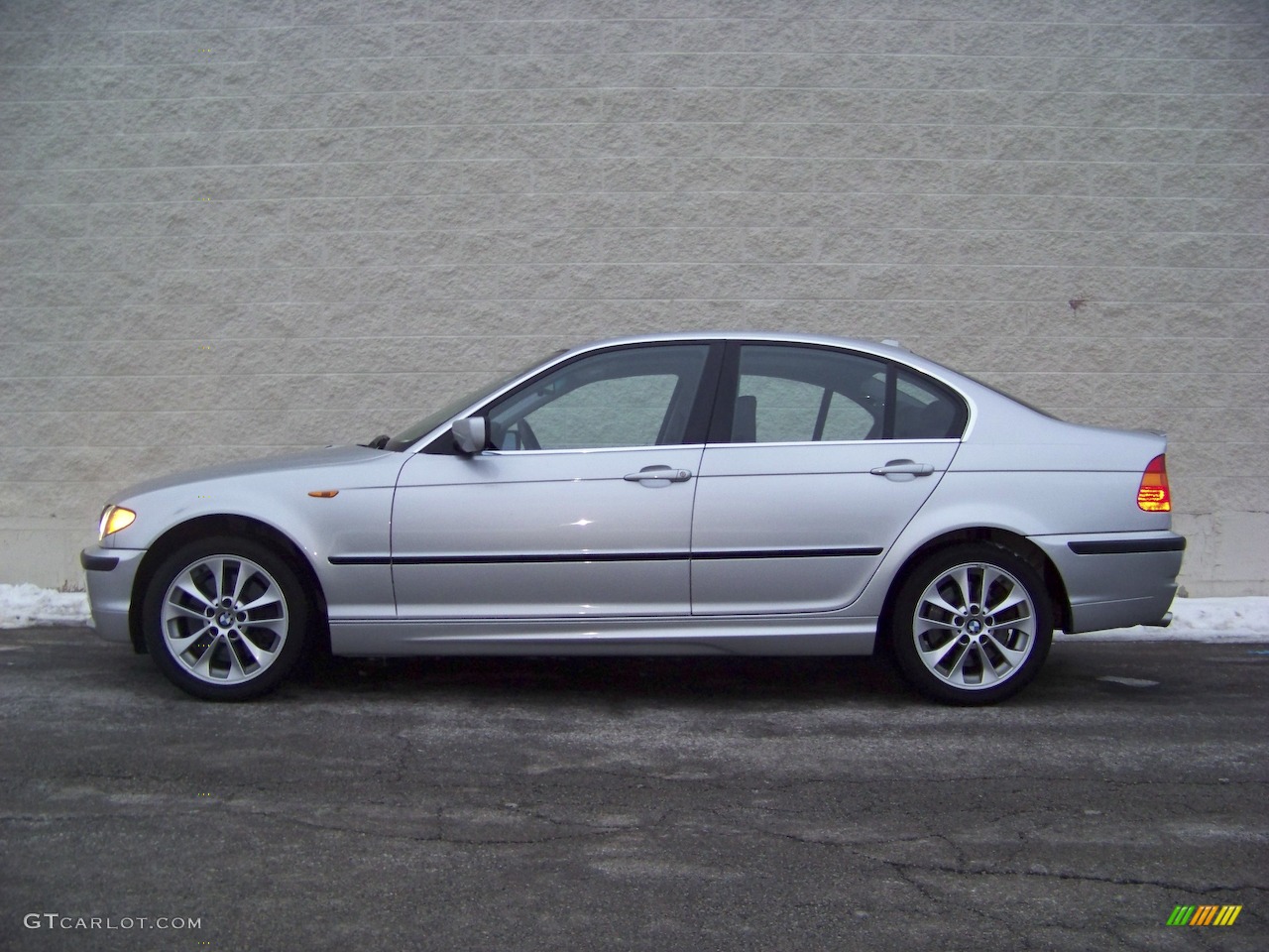 2004 3 Series 330xi Sedan - Titanium Silver Metallic / Black photo #3