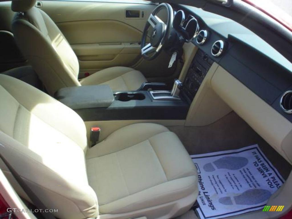 2007 Mustang V6 Deluxe Convertible - Redfire Metallic / Medium Parchment photo #17