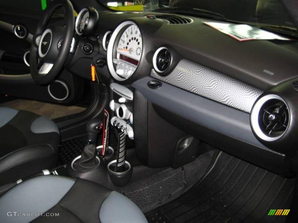2009 British Racing Green Metallic Mini Cooper S Hardtop 21871706 2009 Cooper S Hardtop British Racing Green Metallic Black Grey Photo 14