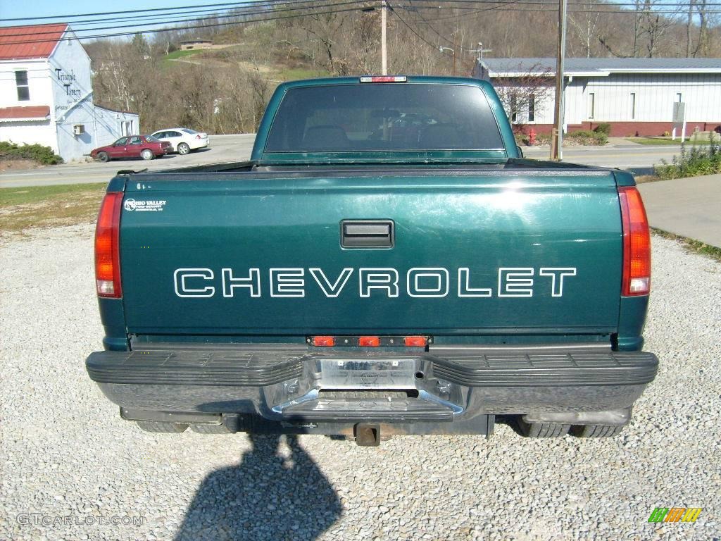 1998 C/K 3500 K3500 Cheyenne Extended Cab 4x4 Dually - Meadow Green Metallic / Neutral photo #4