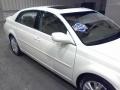 Blizzard White Pearl - Avalon XLS Photo No. 22