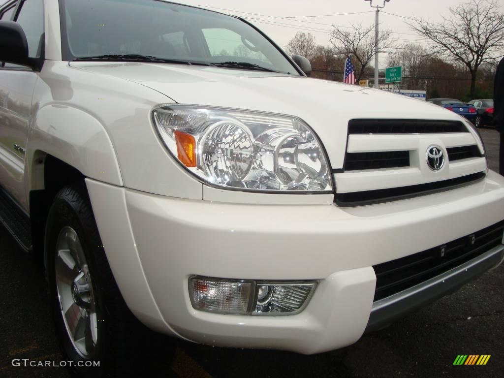 2004 4Runner SR5 4x4 - Natural White / Taupe photo #24