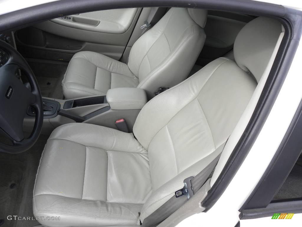 2001 V40  - White / Taupe/Light Taupe photo #5