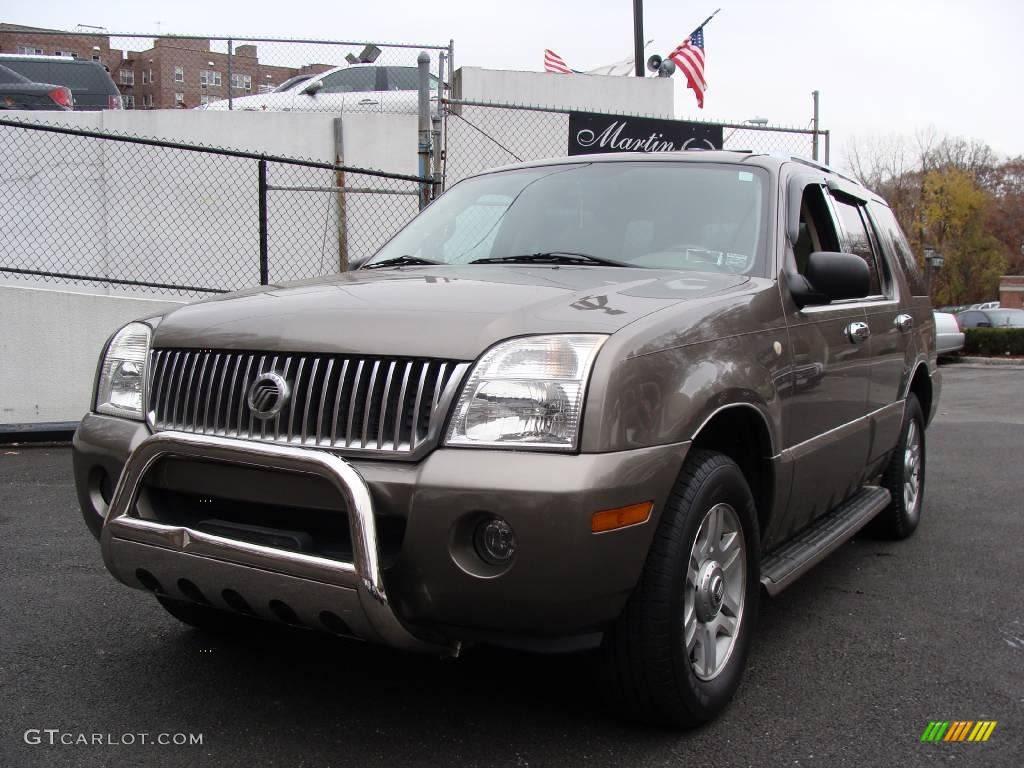 Mineral Grey Metallic Mercury Mountaineer