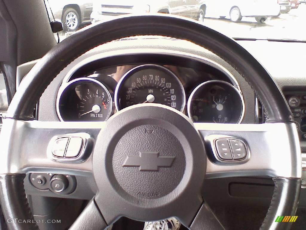 2004 SSR  - Ricochet Silver Metallic / Ebony photo #18