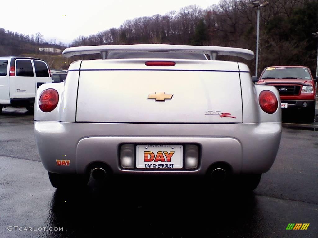 2004 SSR  - Ricochet Silver Metallic / Ebony photo #25