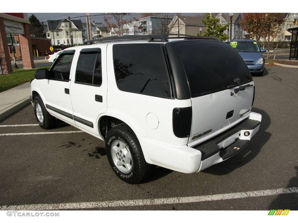 2001 Blazer LS 4x4 - Summit White / Medium Gray photo #6