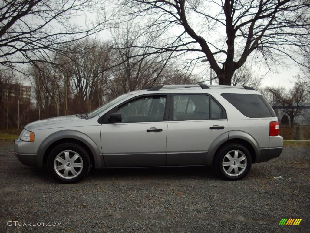 2005 Freestyle SE AWD - Silver Frost Metallic / Shale photo #1