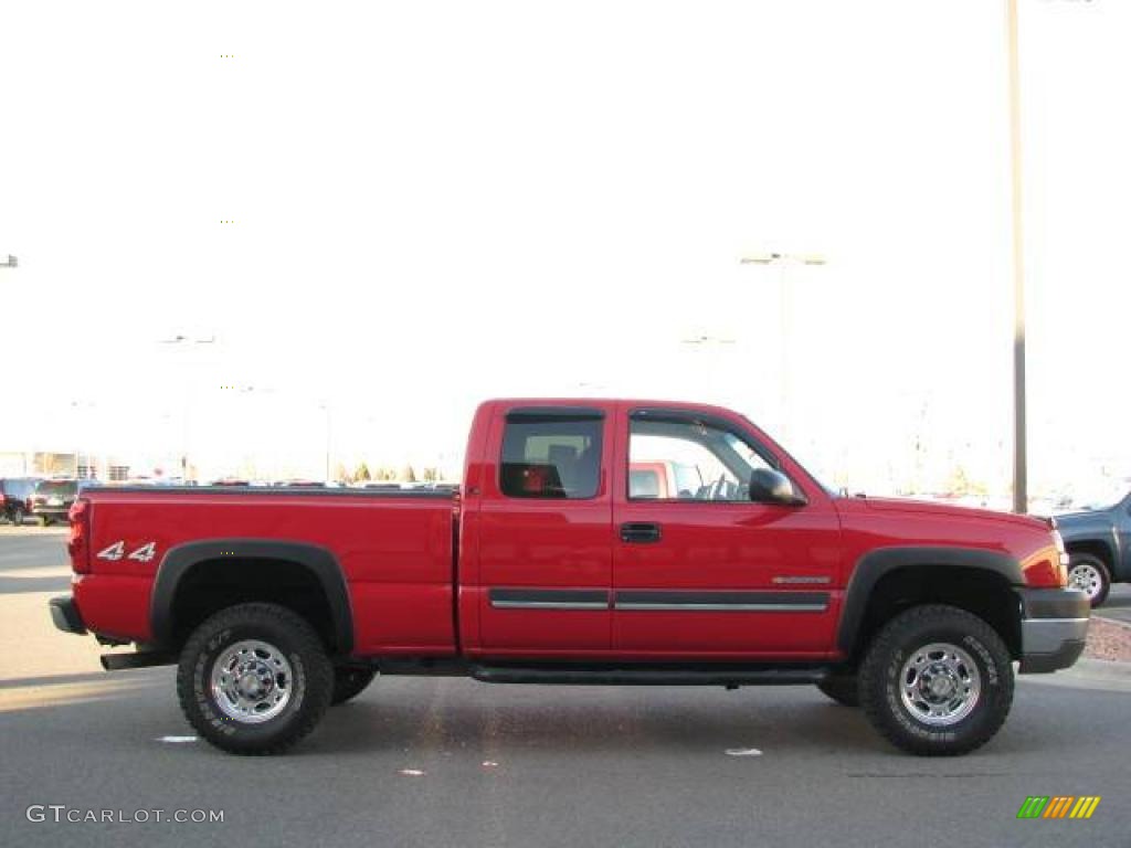 2003 Silverado 2500HD LS Extended Cab 4x4 - Victory Red / Dark Charcoal photo #4