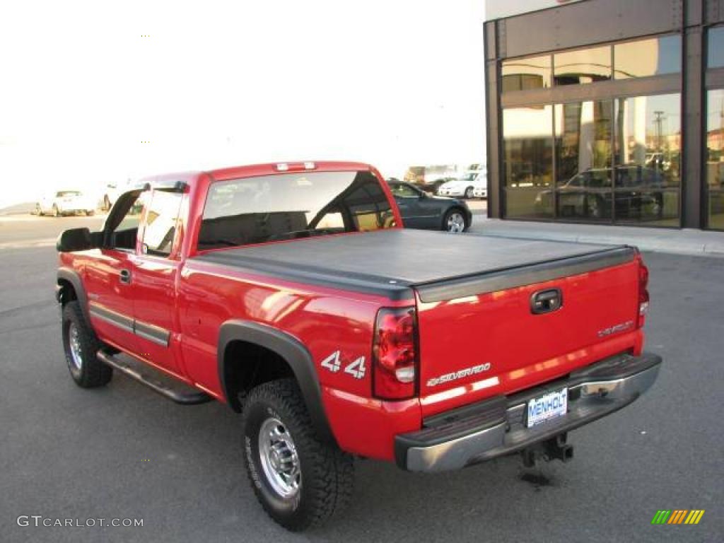 2003 Silverado 2500HD LS Extended Cab 4x4 - Victory Red / Dark Charcoal photo #6