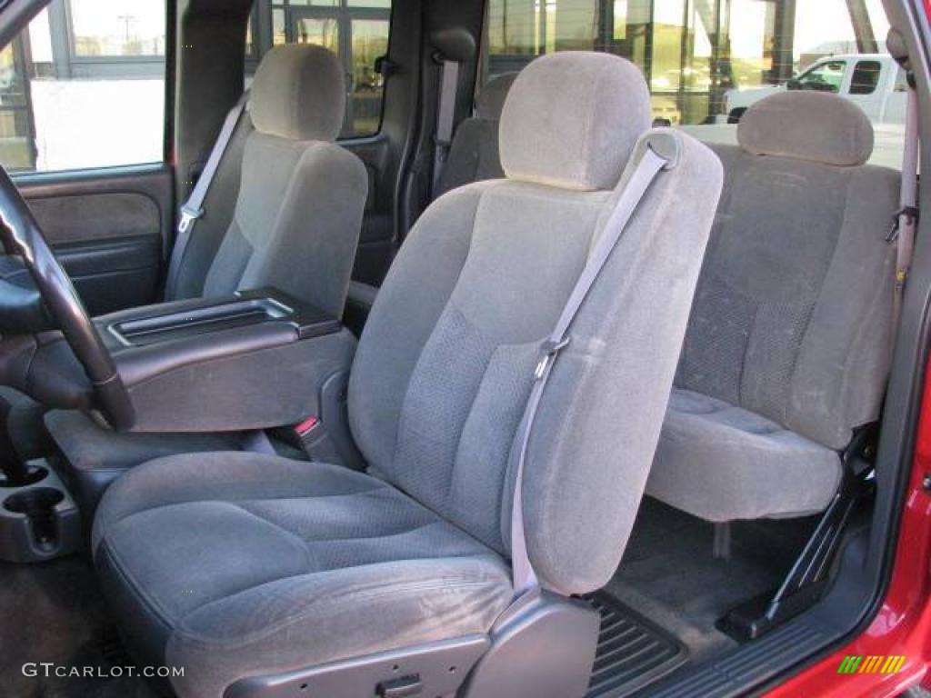 2003 Silverado 2500HD LS Extended Cab 4x4 - Victory Red / Dark Charcoal photo #10