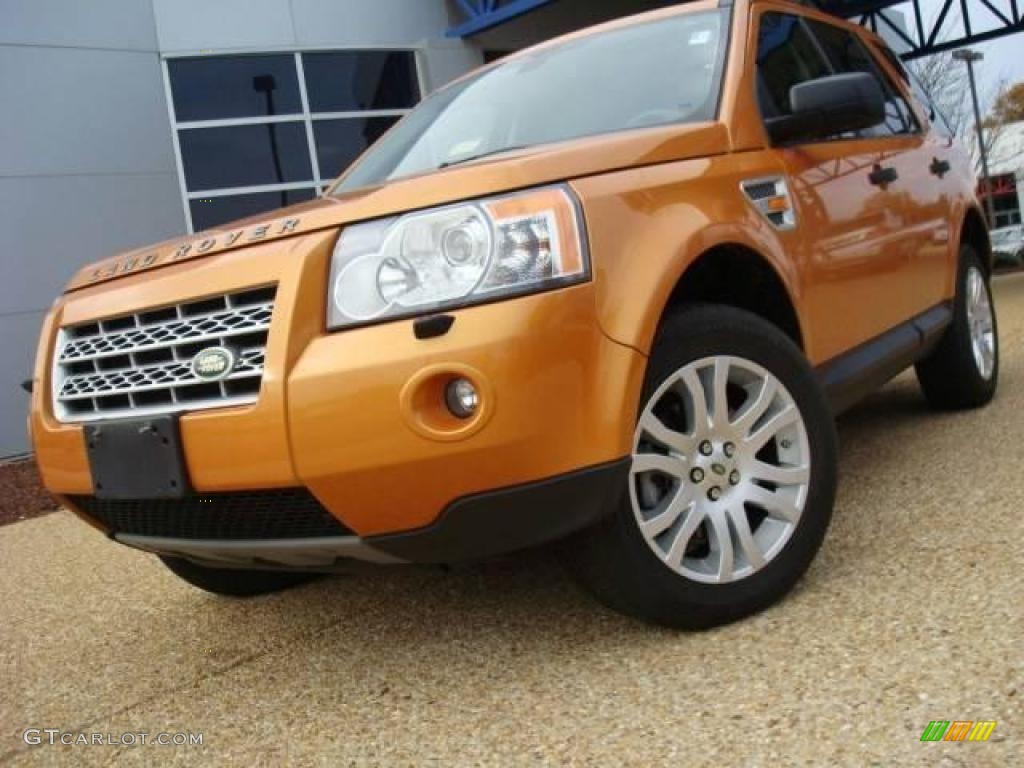 2008 LR2 SE - Tambora Flame Orange / Ebony Black photo #2