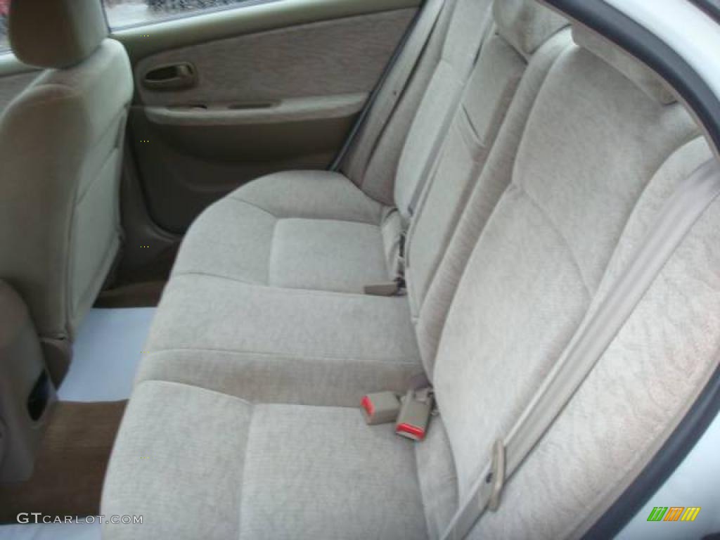 2005 Optima LX - Pearl White / Beige photo #9