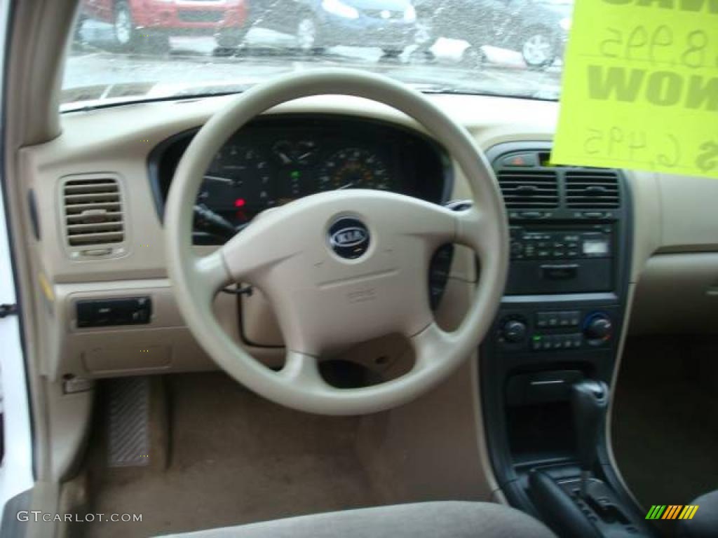 2005 Optima LX - Pearl White / Beige photo #10