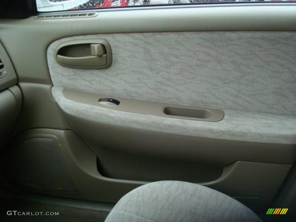 2005 Optima LX - Pearl White / Beige photo #12