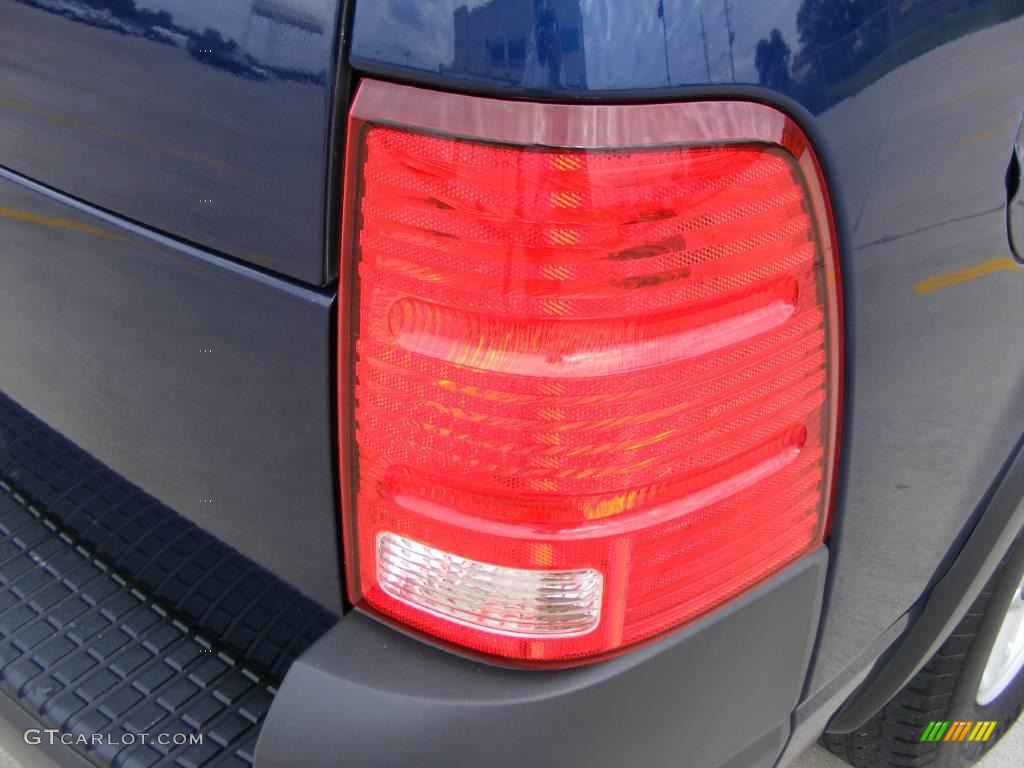 2004 Explorer XLS - Dark Blue Pearl Metallic / Medium Parchment photo #21