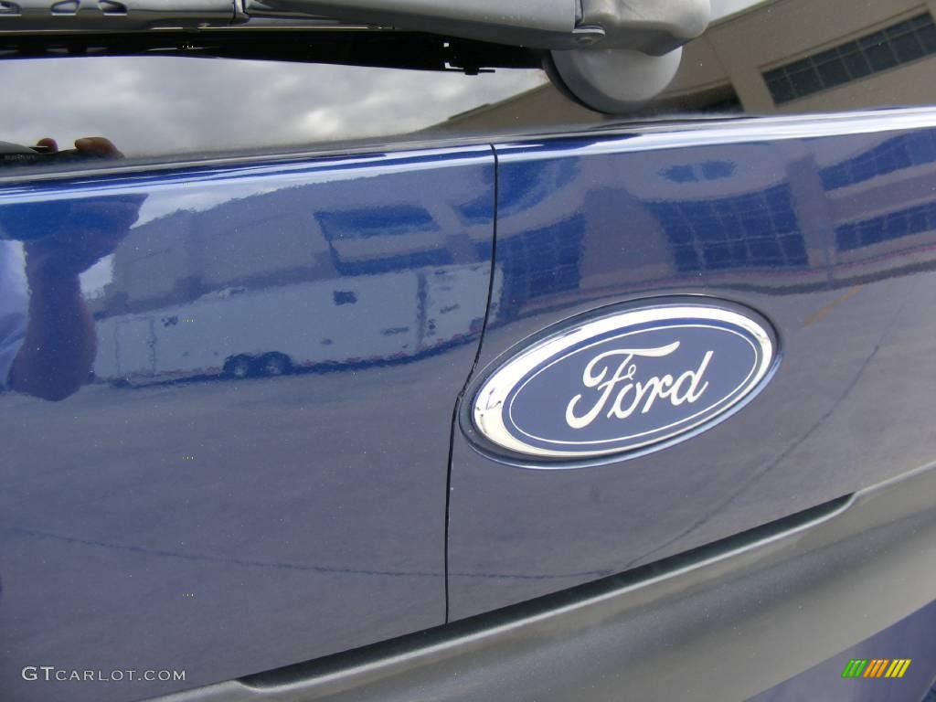 2004 Explorer XLS - Dark Blue Pearl Metallic / Medium Parchment photo #22